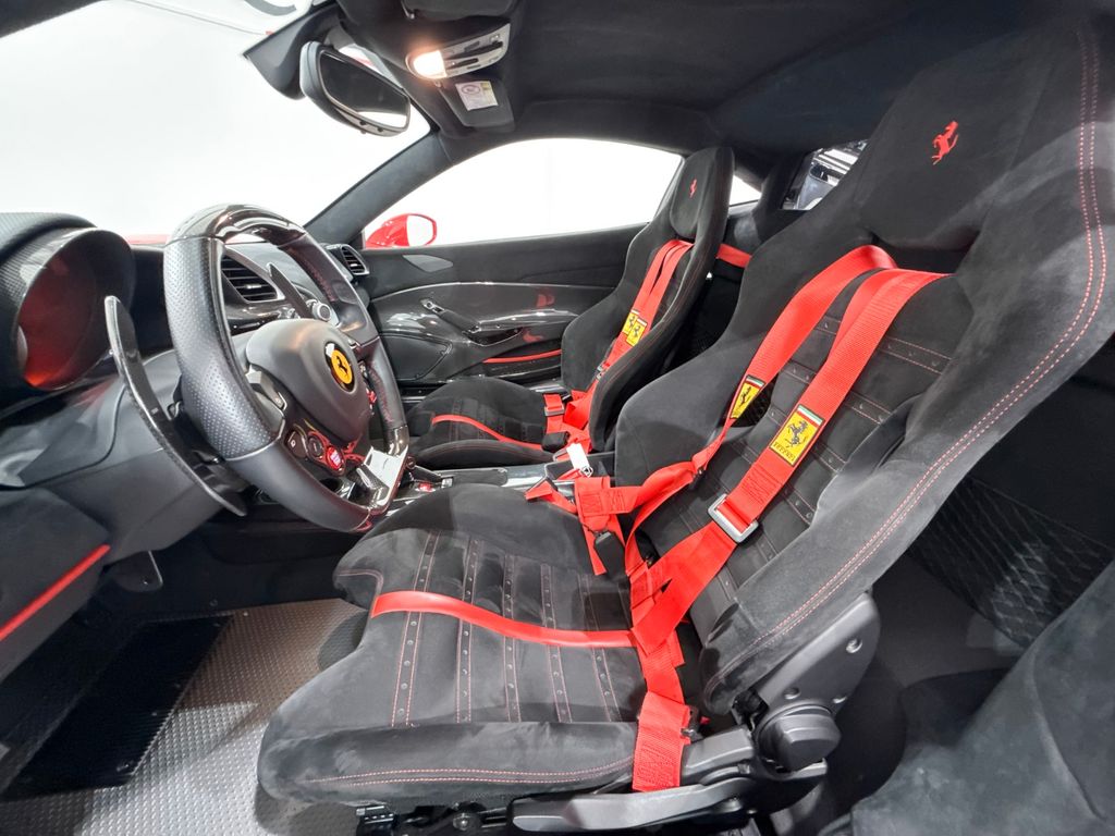 Ferrari 488 Pista 2019