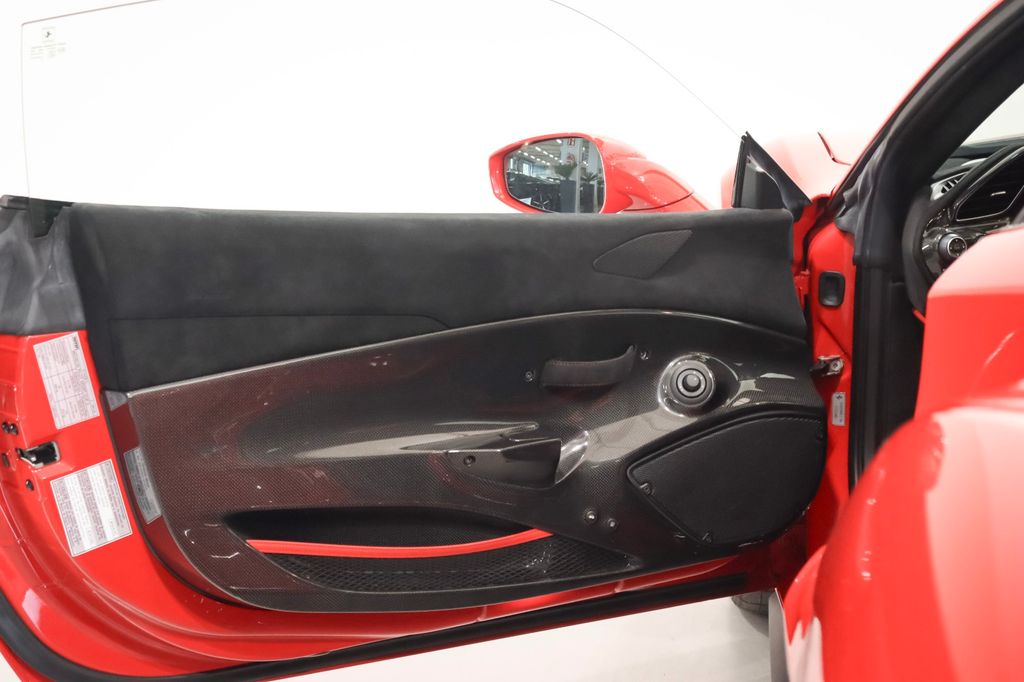 Ferrari 488 Pista 2019