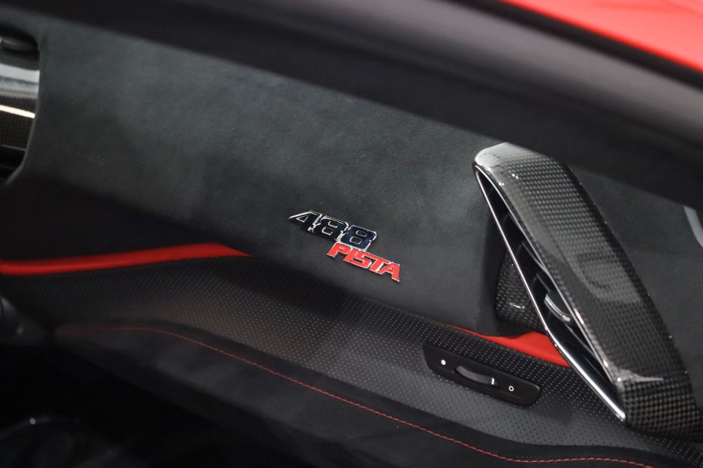 Ferrari 488 Pista 2019