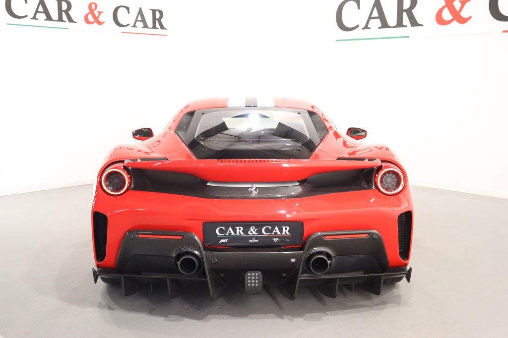 Ferrari 488 Pista 2019