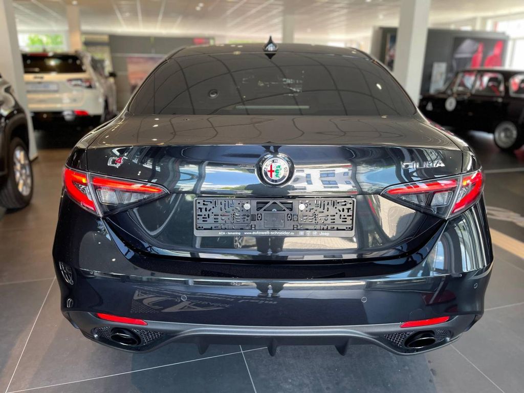 Alfa Romeo Giulia 2025