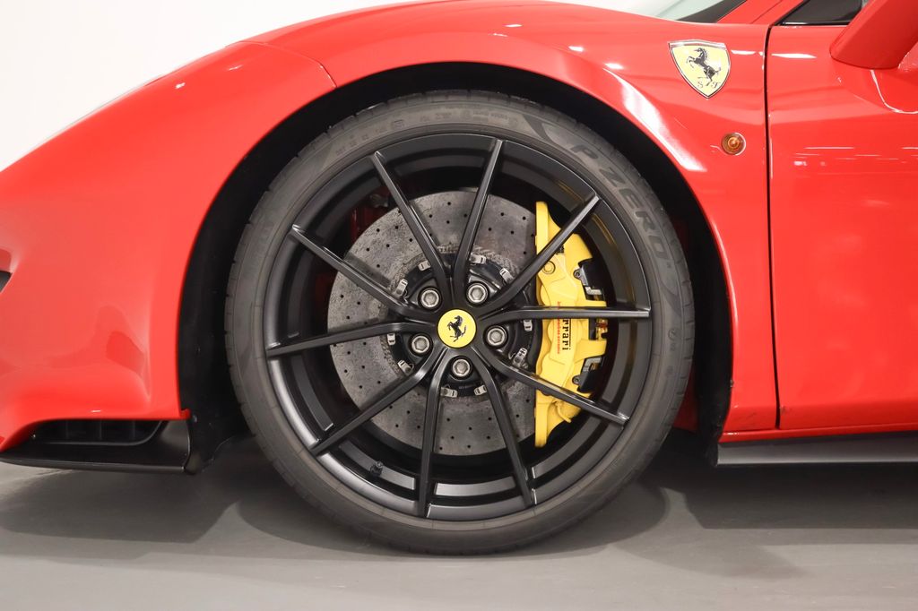 Ferrari 488 Pista 2019