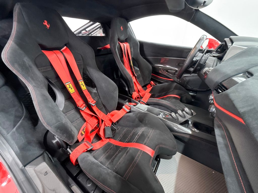 Ferrari 488 Pista 2019