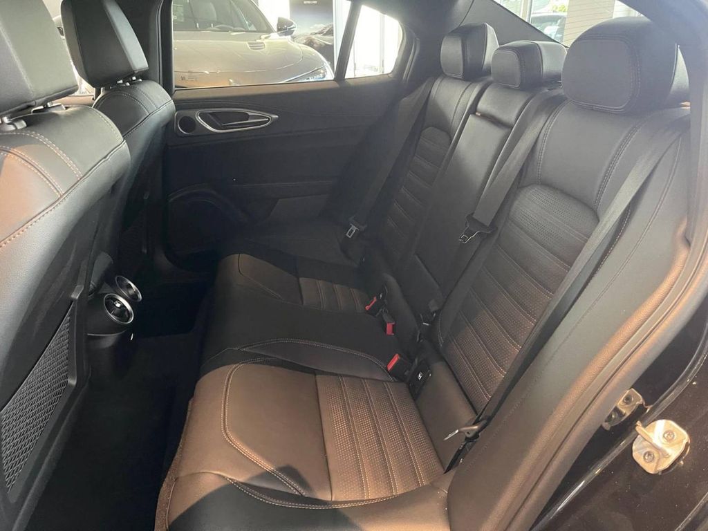 Alfa Romeo Giulia 2025