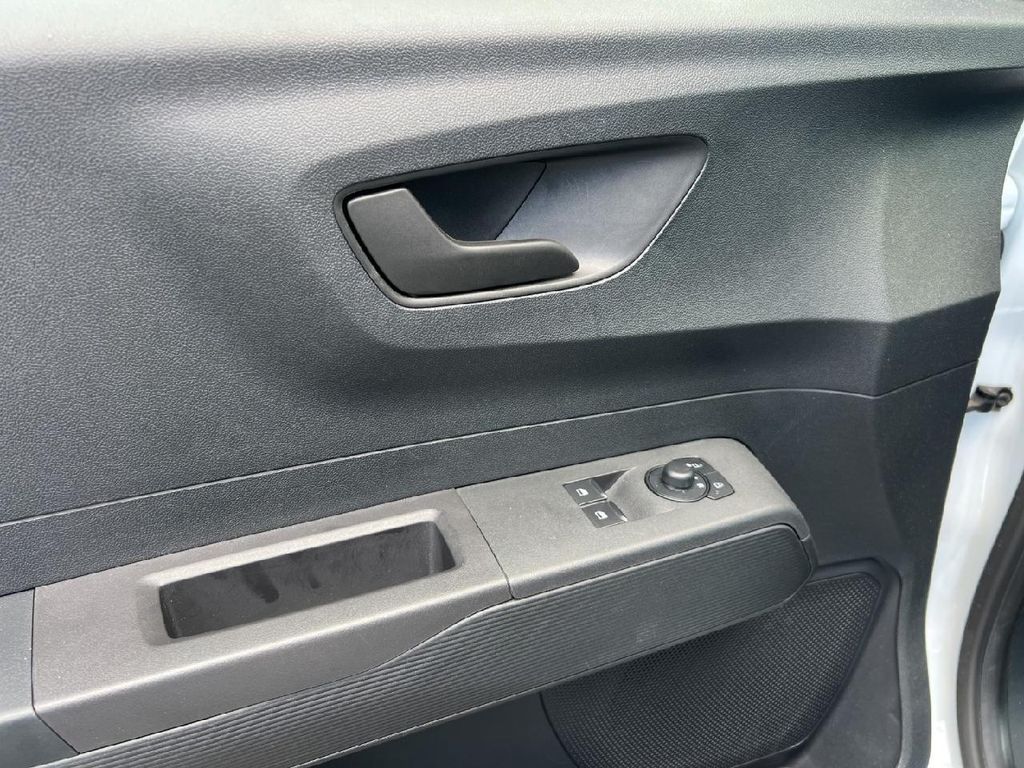 Ford Transit Courier 2024