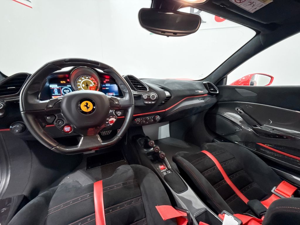 Ferrari 488 Pista 2019