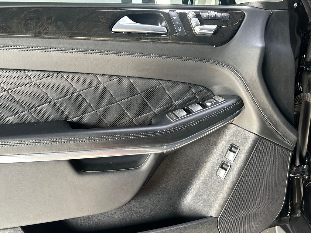 Mercedes-Benz GL 500 2015