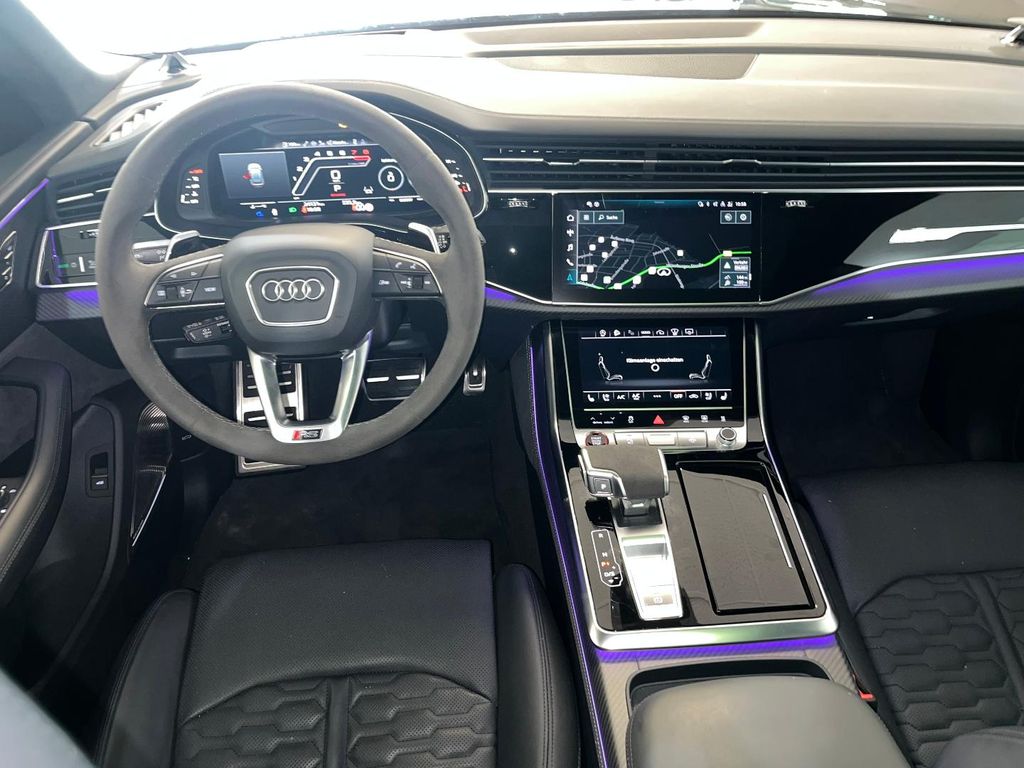 Audi RSQ8 2024
