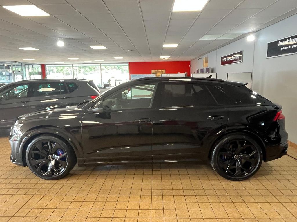 Audi RSQ8 2024