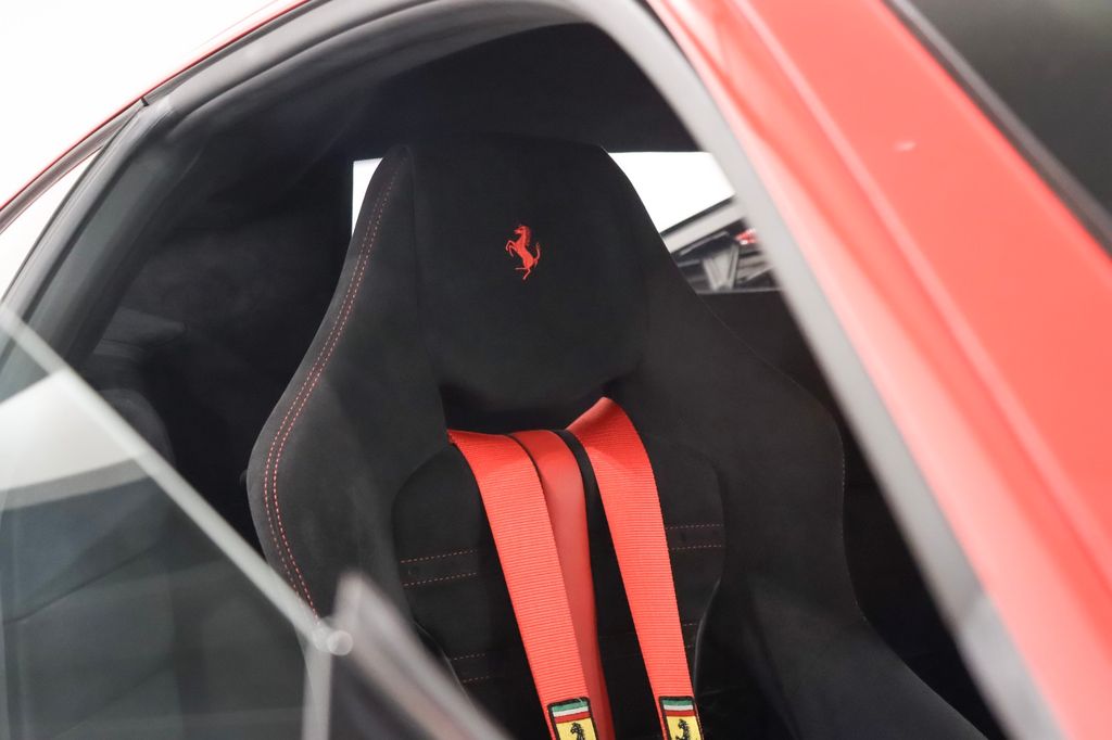 Ferrari 488 Pista 2019