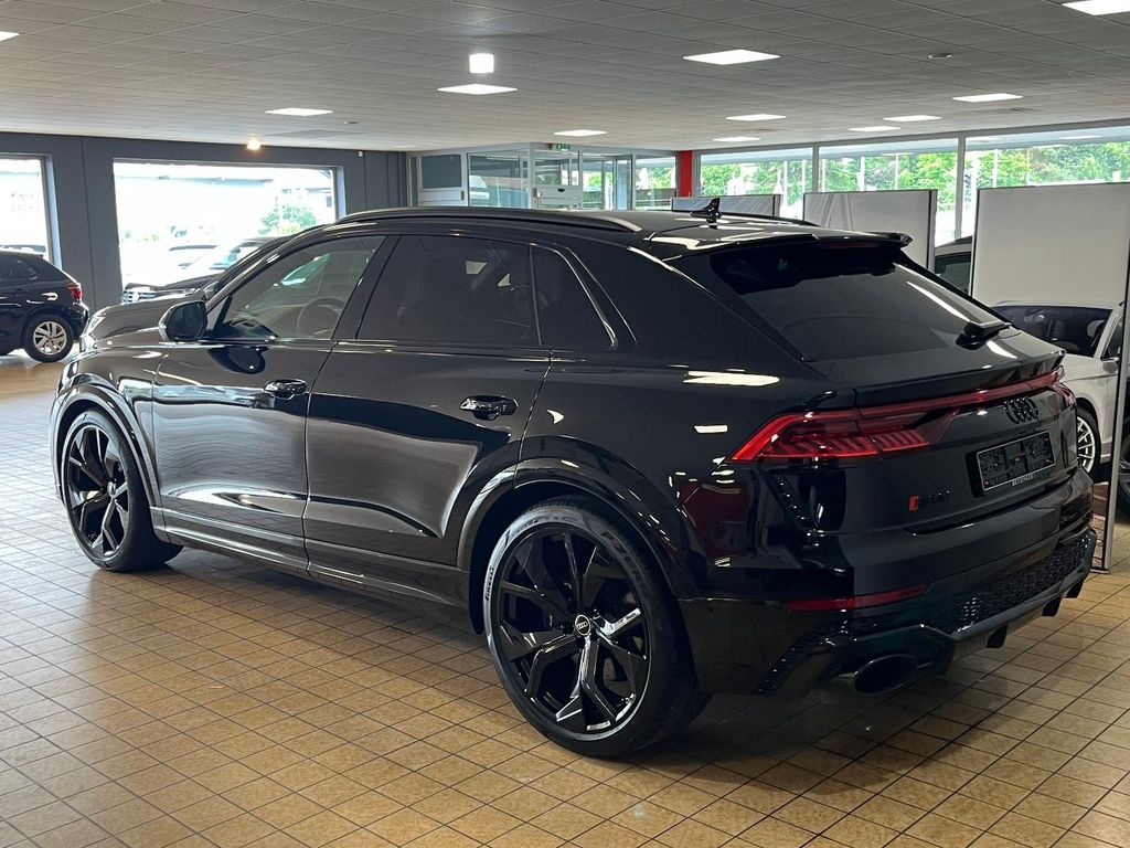 Audi RSQ8 2024