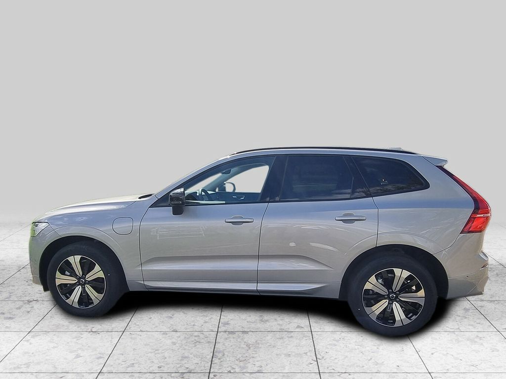 Volvo XC60 2025