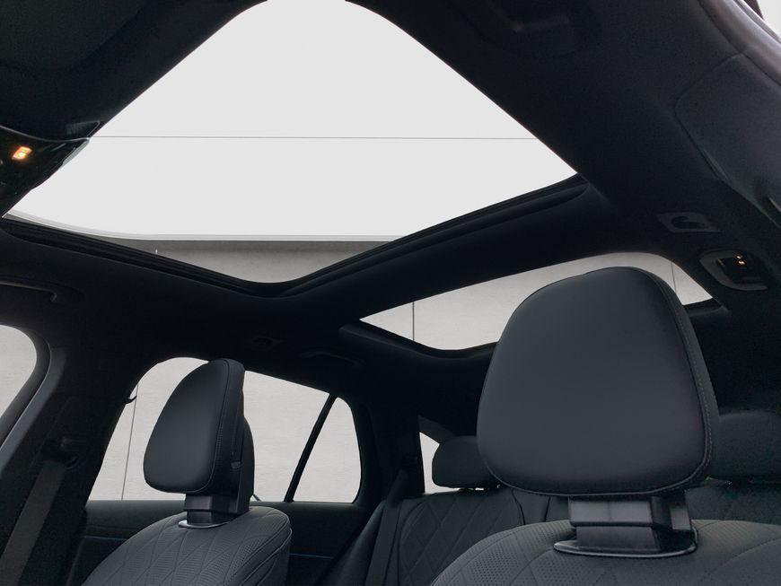 Mercedes-Benz E 300 2025