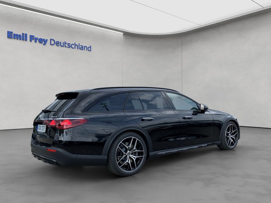 Mercedes-Benz E 300 2025