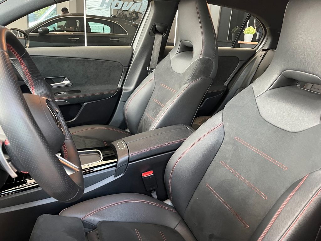 Mercedes-Benz A 250 2024