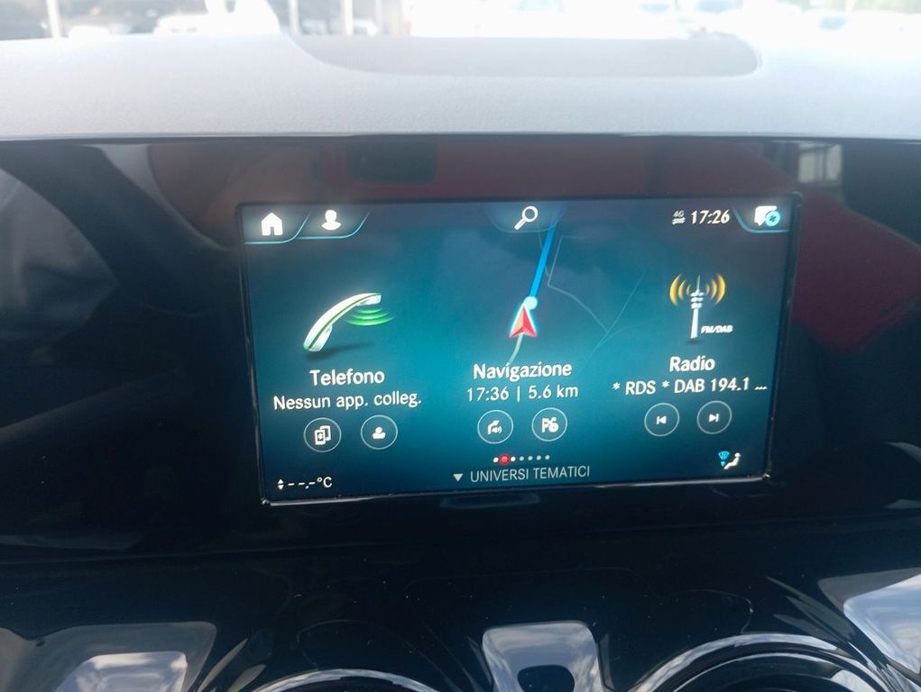 Mercedes-Benz GLA 180 2022