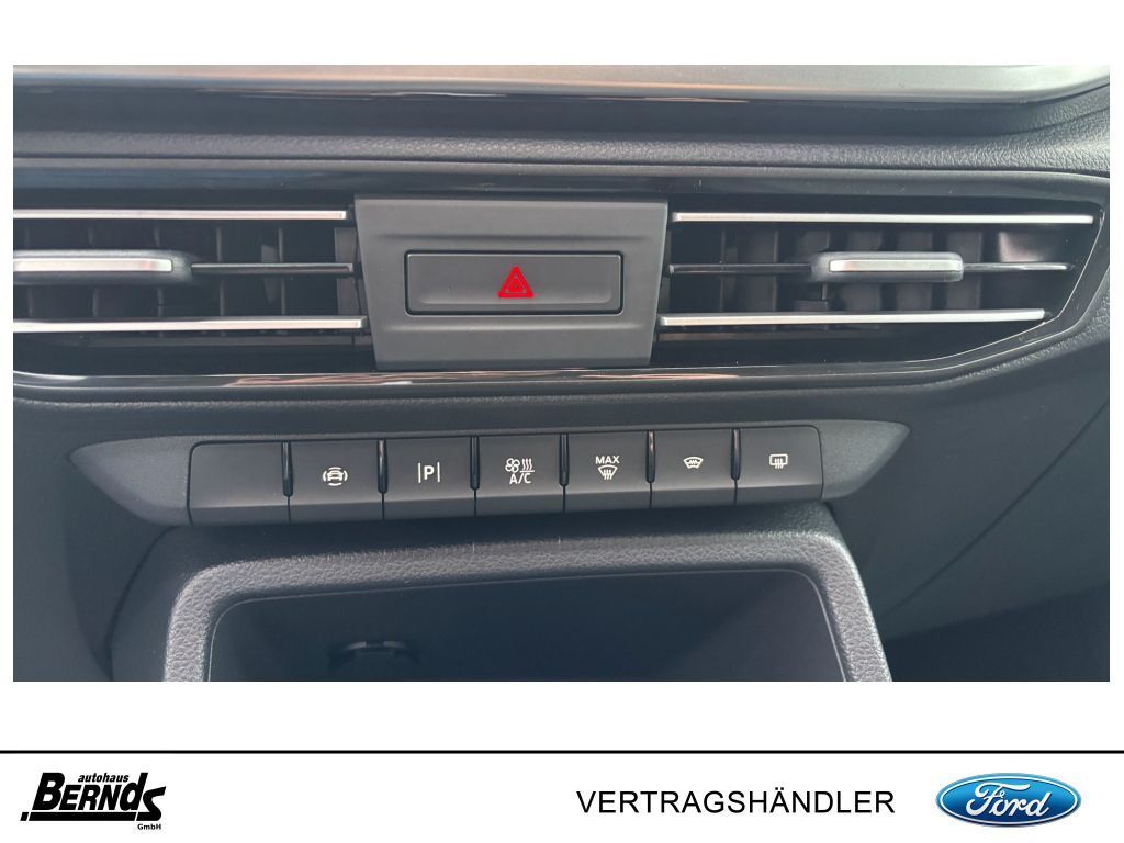 Ford Grand Tourneo 2025