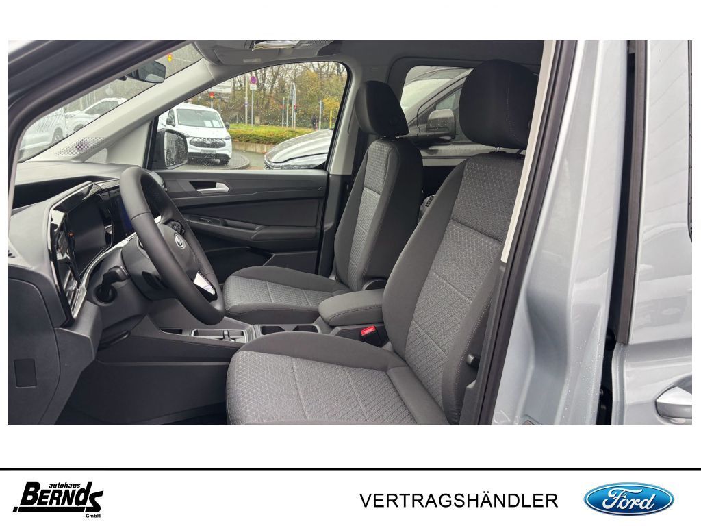 Ford Grand Tourneo 2025