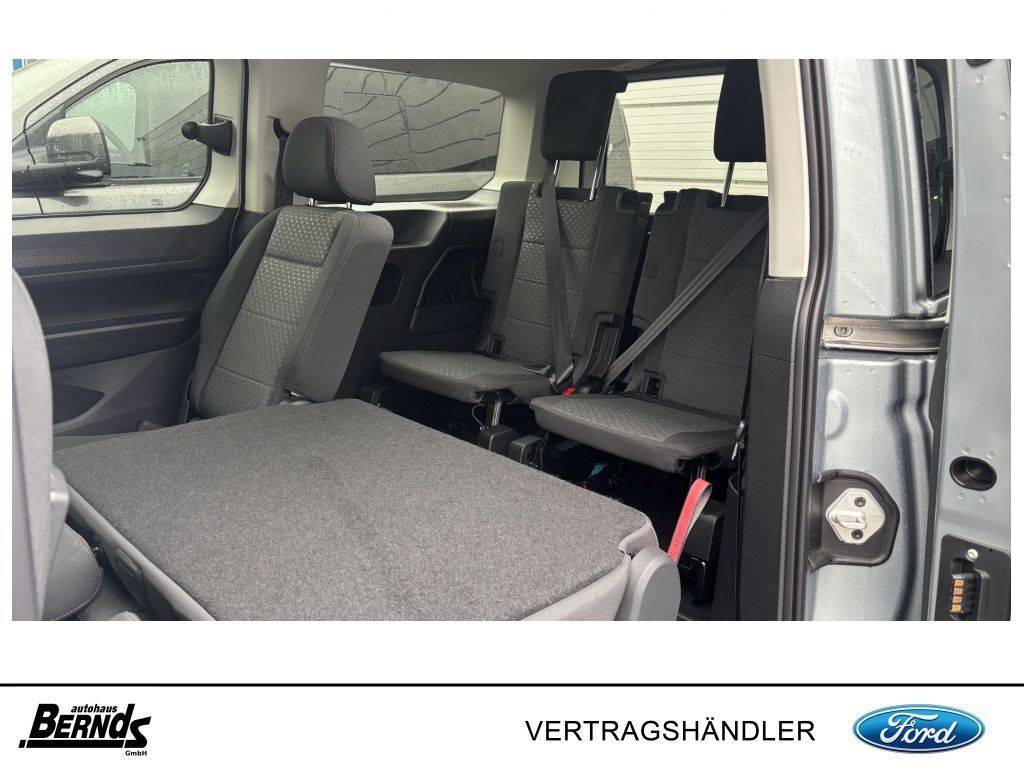 Ford Grand Tourneo 2025