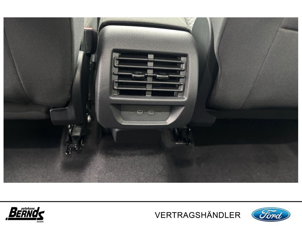 Ford Grand Tourneo 2025