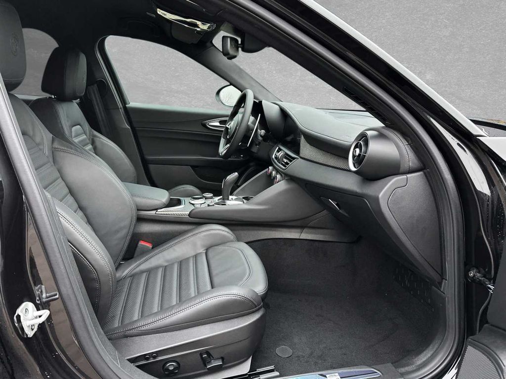 Alfa Romeo Giulia 2025