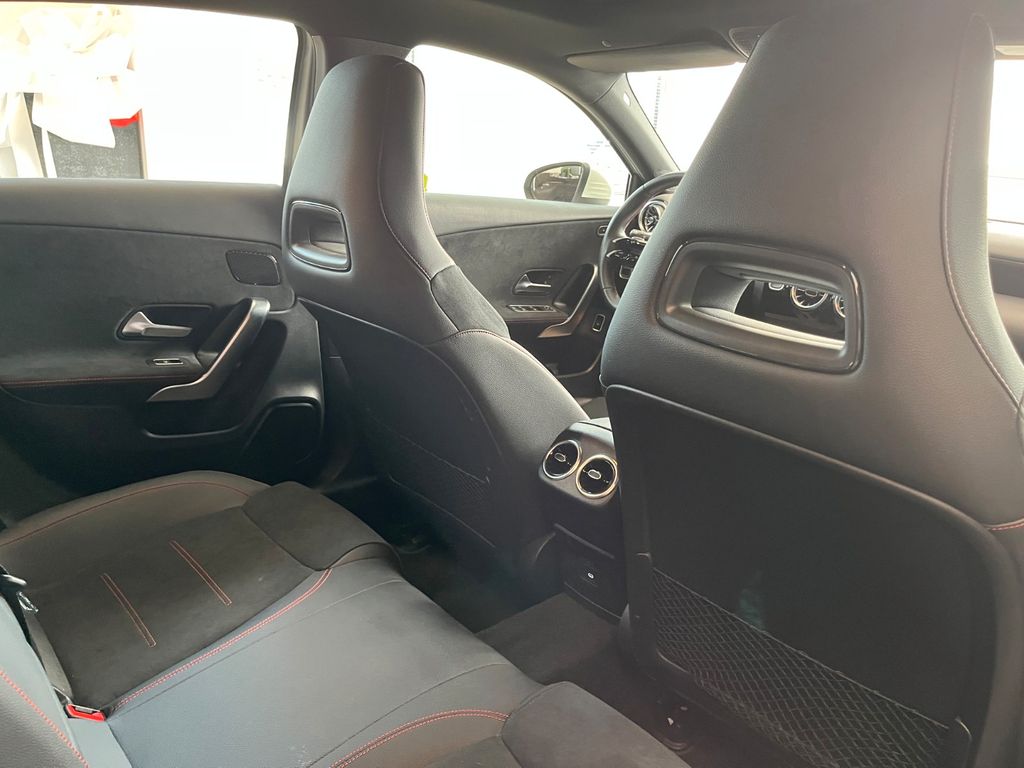 Mercedes-Benz A 250 2024