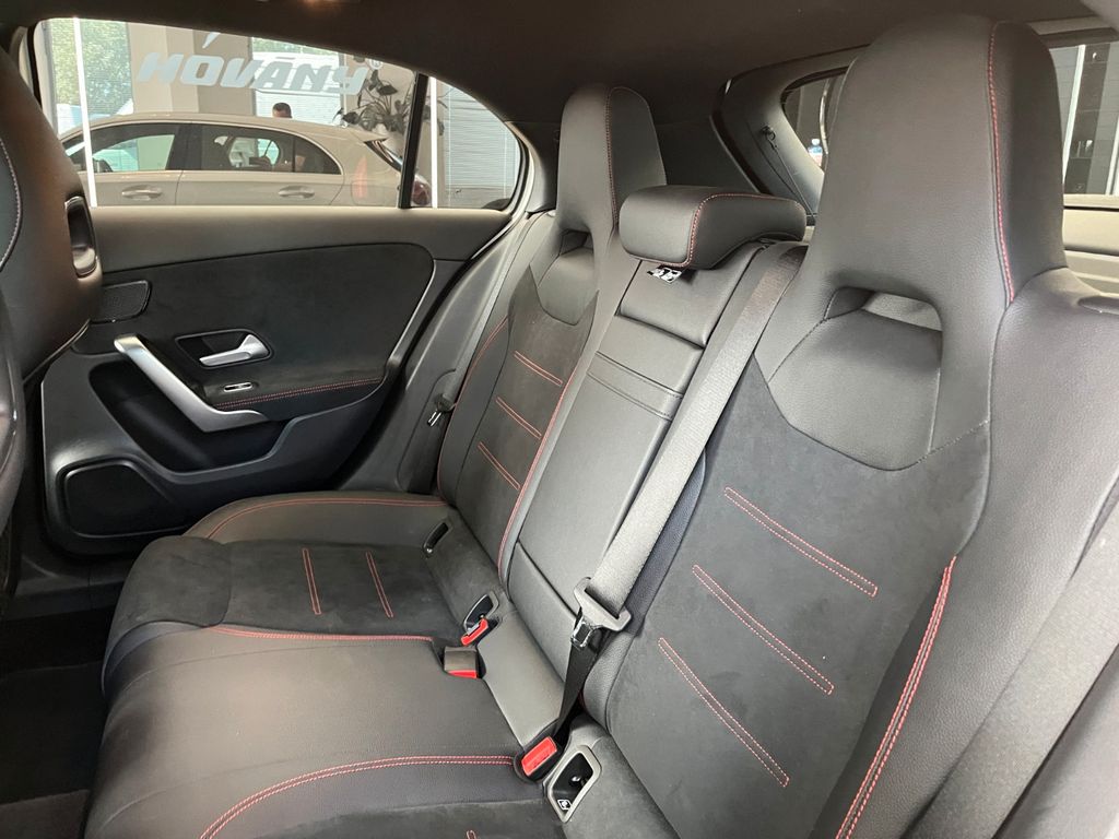 Mercedes-Benz A 250 2024