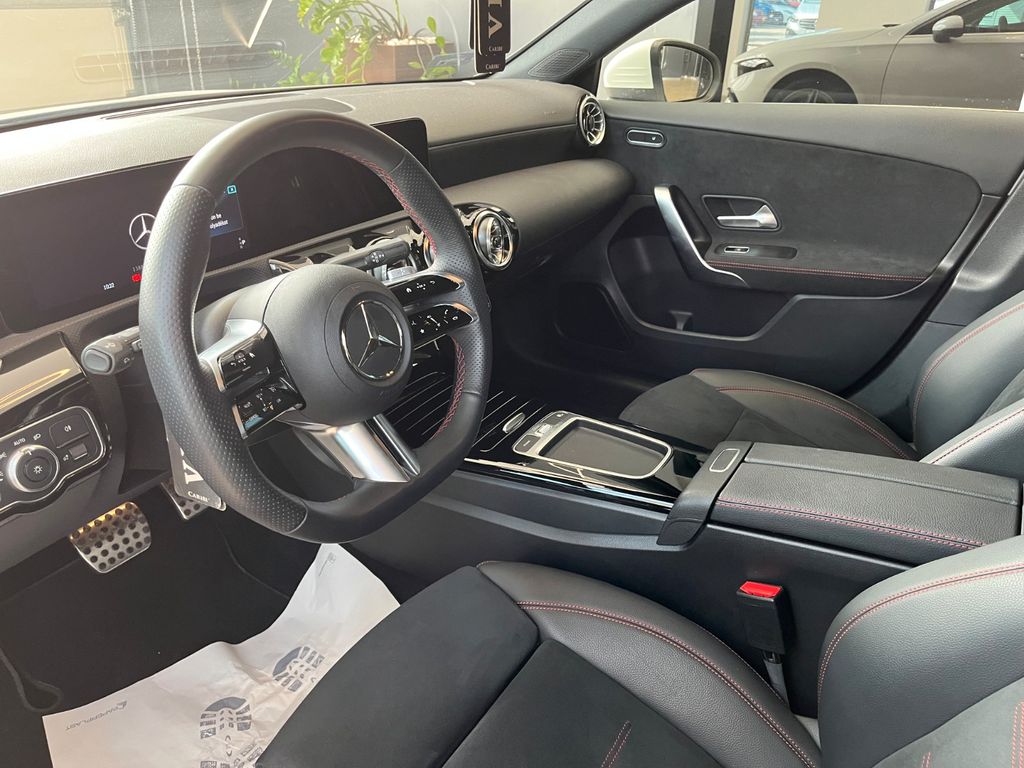 Mercedes-Benz A 250 2024