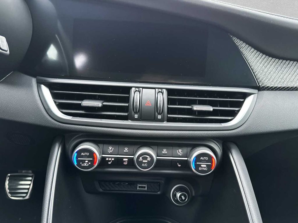 Alfa Romeo Giulia 2025