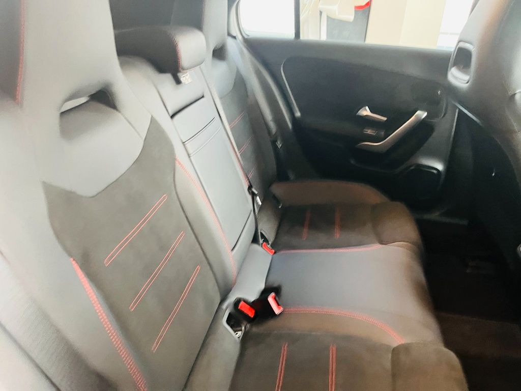 Mercedes-Benz A 220 2023