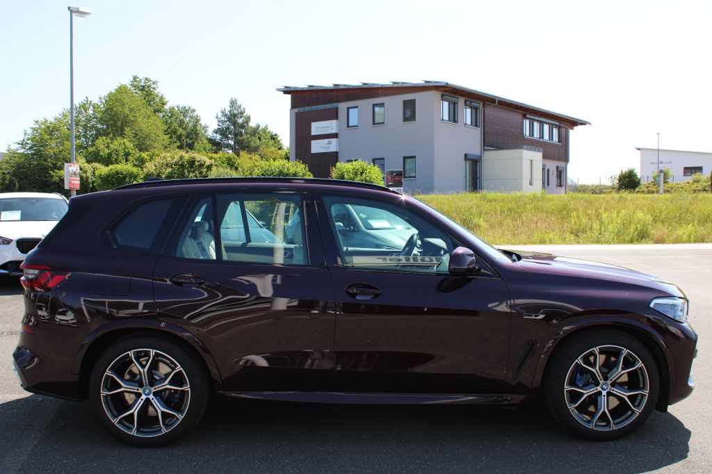 BMW X5 2021