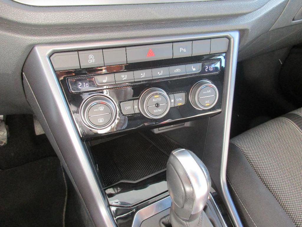 Volkswagen T-Roc 2021