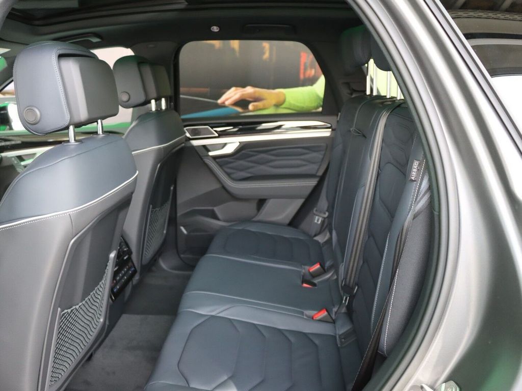 Volkswagen Touareg 2025