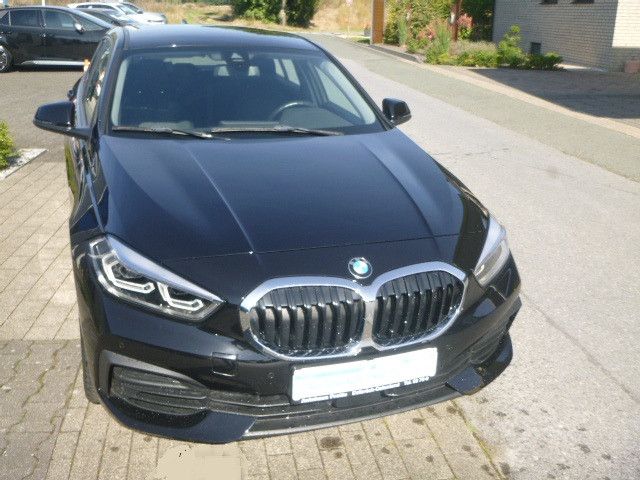BMW 118 2022
