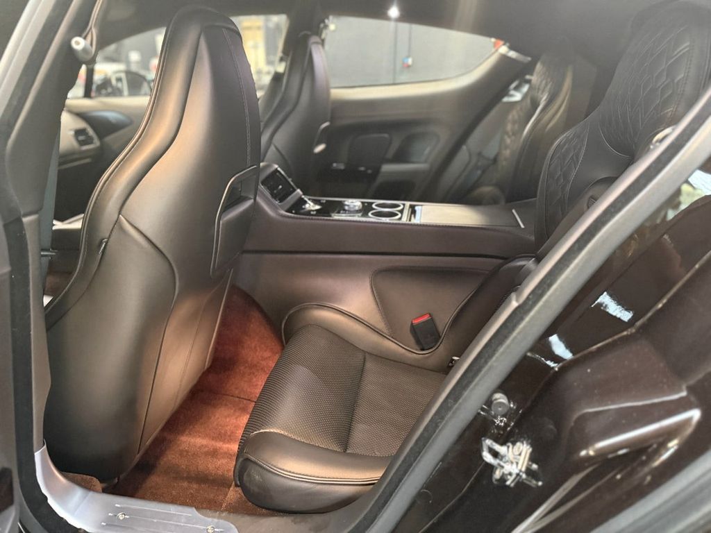 Aston Martin Rapide 2016