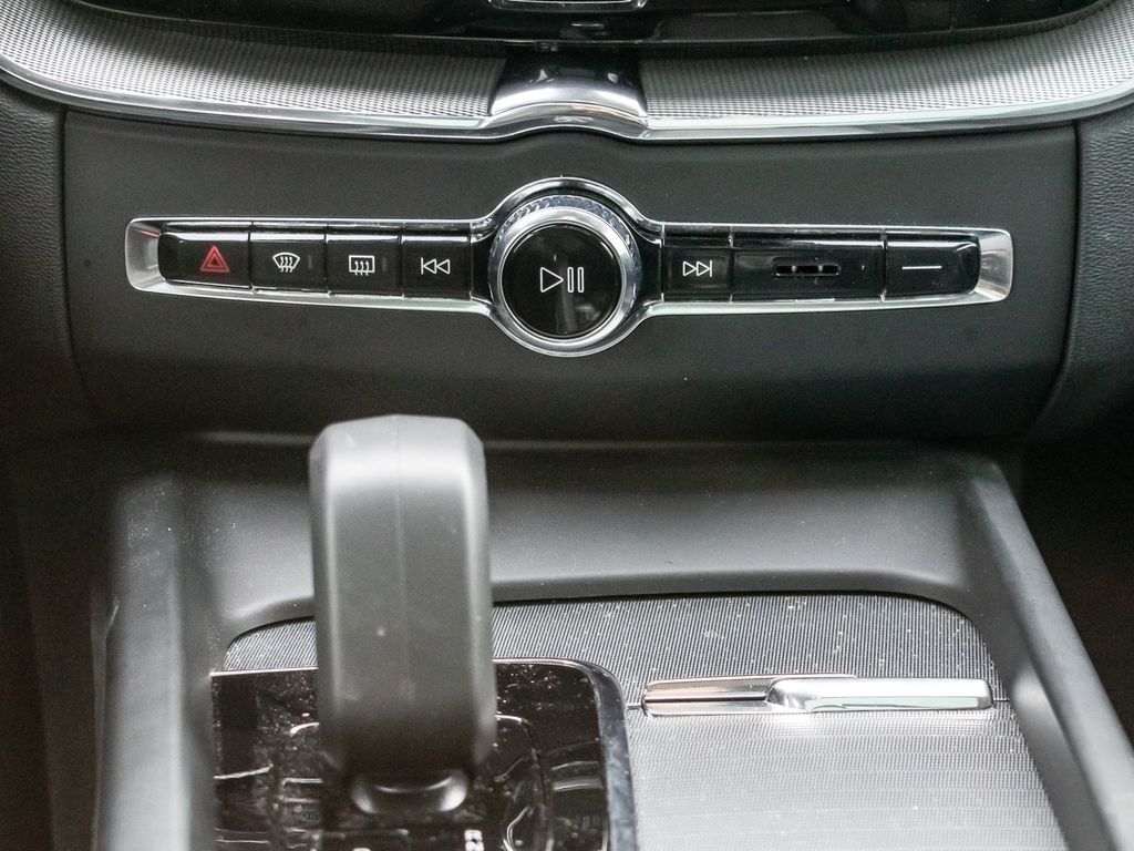 Volvo XC60 2024
