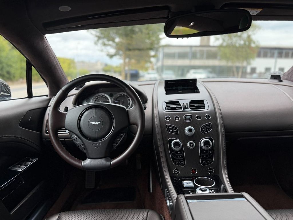 Aston Martin Rapide 2016