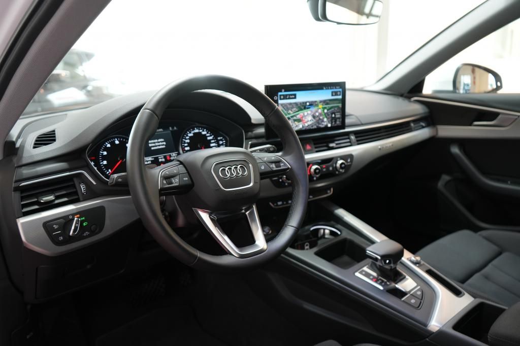 Audi A4 2024
