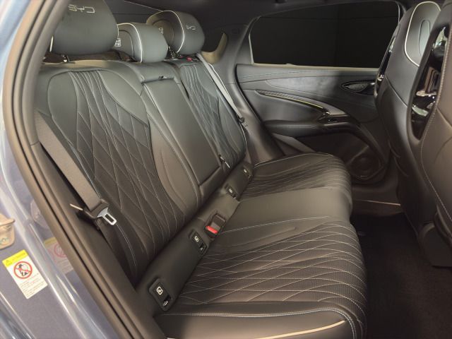 BYD SEAL 2025