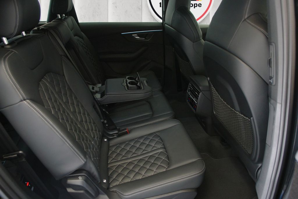 Audi SQ7 2024