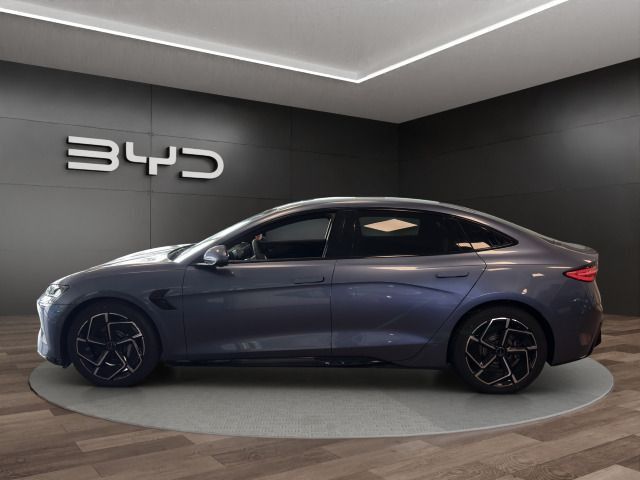 BYD SEAL 2025