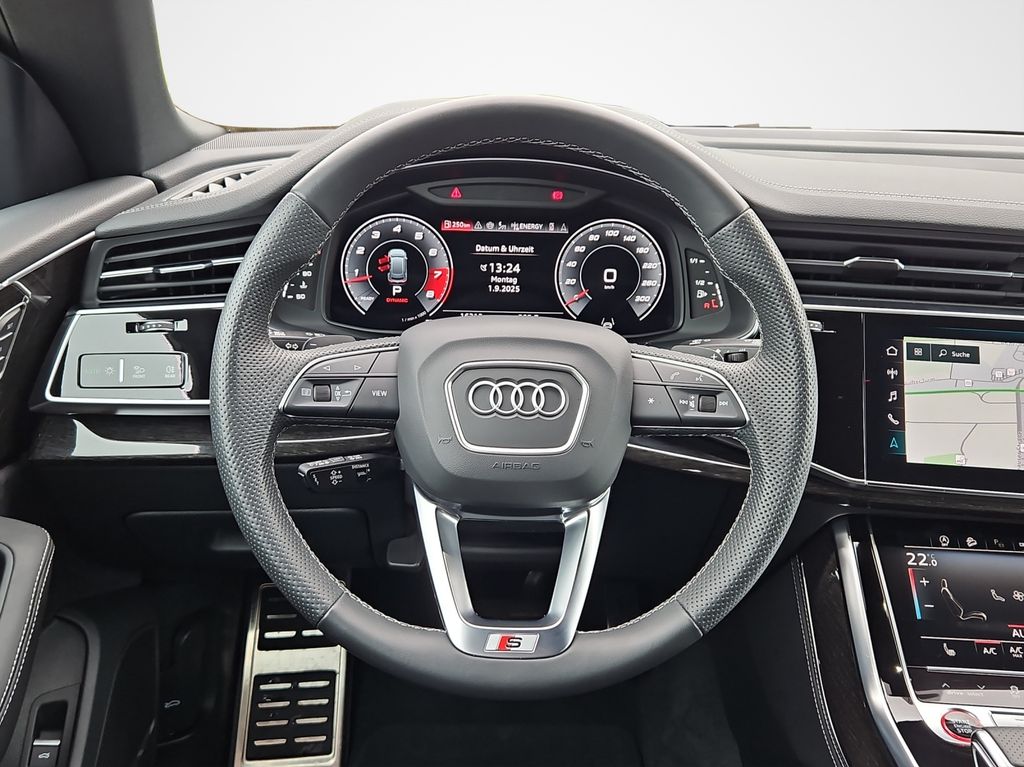 Audi SQ8 2024