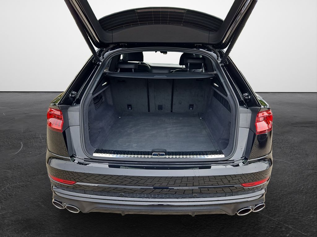 Audi SQ8 2024