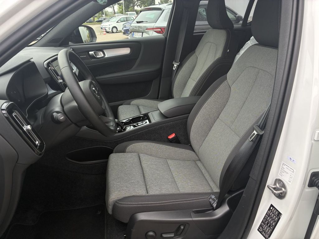 Volvo XC40 2024