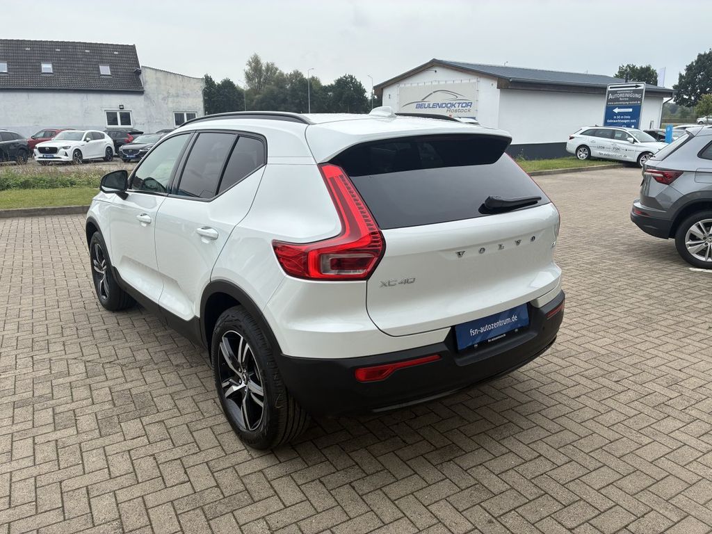 Volvo XC40 2024