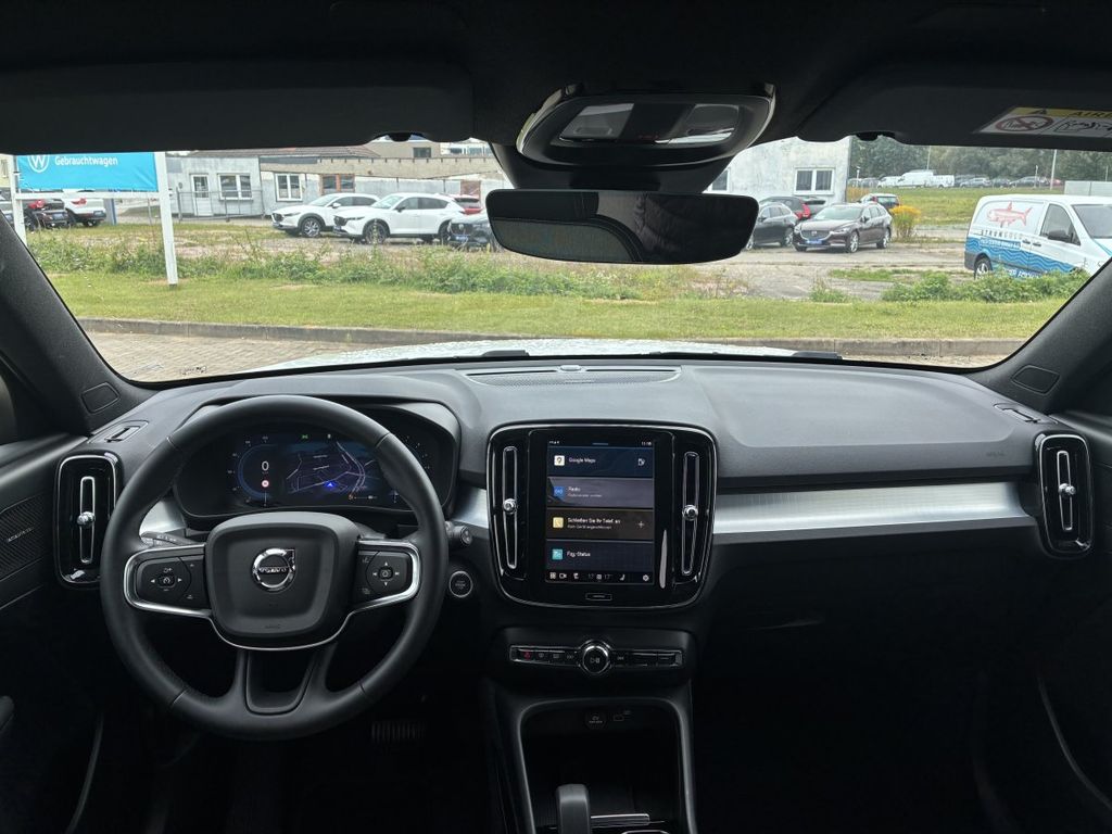 Volvo XC40 2024