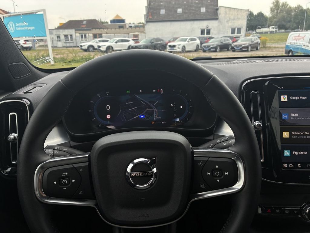 Volvo XC40 2024
