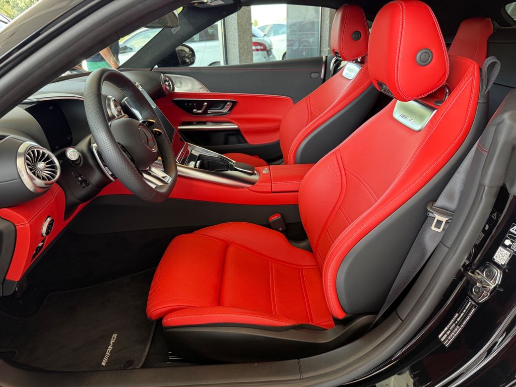 Mercedes-Benz SL 43 AMG 2024