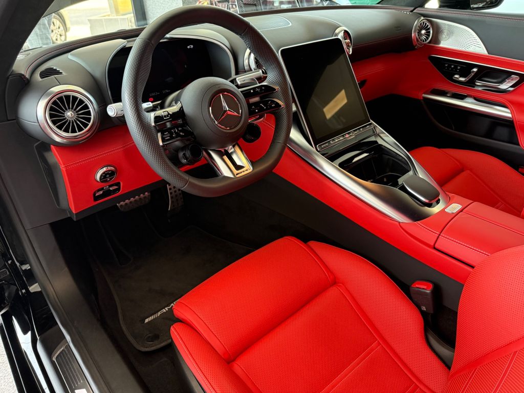 Mercedes-Benz SL 43 AMG 2024