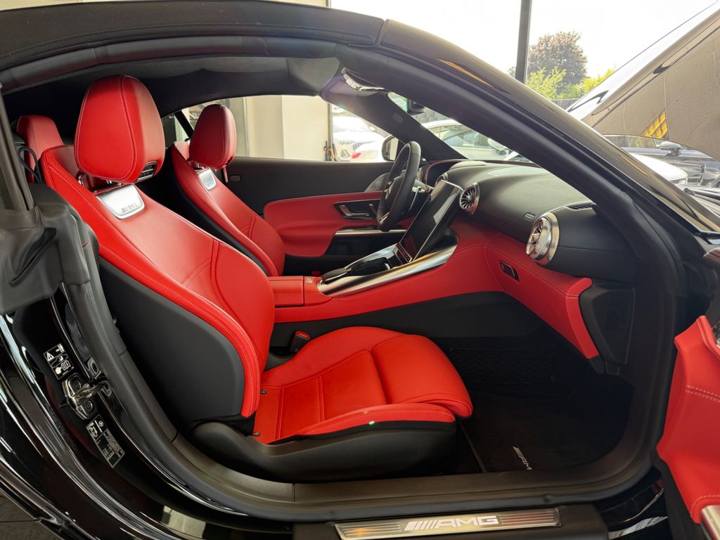 Mercedes-Benz SL 43 AMG 2024